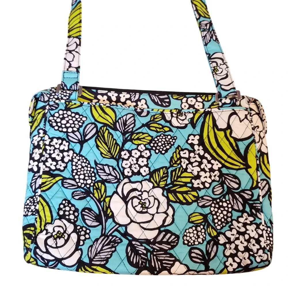 Vera Bradley day style